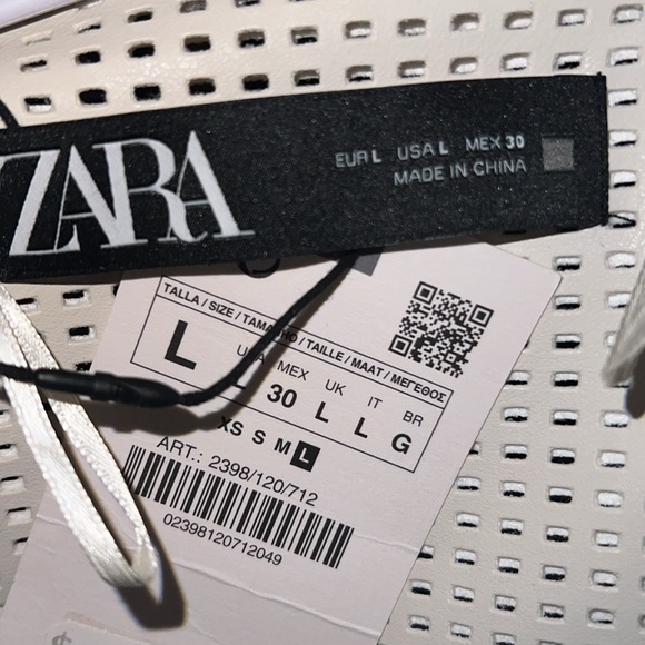 Zara - Faux Leather Die-Cut Jacket - Size Large - NWT - Picture 8 of 8